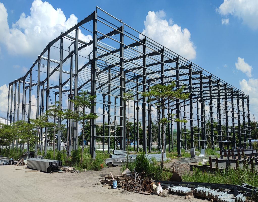 Oficina da construção de aço Q235 com projeto eficiente flexível da disposição e da energia