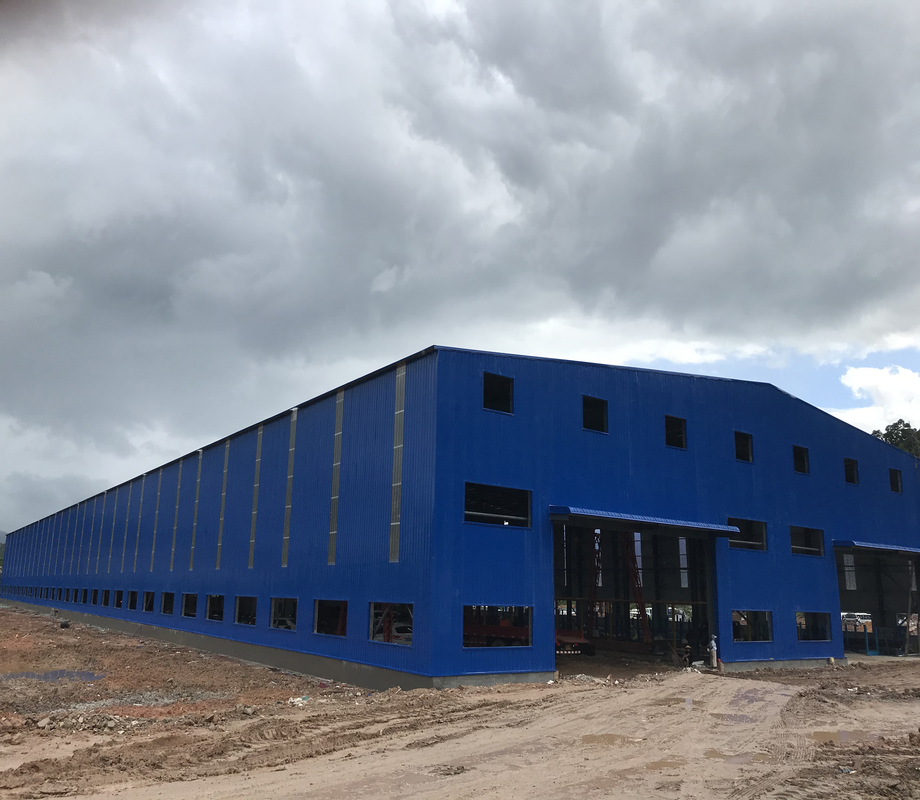 Oficina customizável da construção de aço com a instalação fácil dos materiais de grande resistência