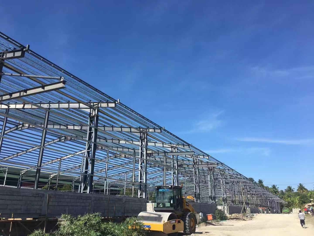 Armazém com estrutura de aço Q345 otimizada para espaço, isolamento EPS para capacidade de armazenamento ideal