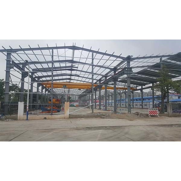 Fabricação de estruturas de aço pré-fabricadas e de estruturas de aço em forma de H
