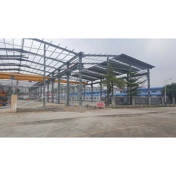 Fabricação de estruturas de aço pré-fabricadas e de estruturas de aço em forma de H