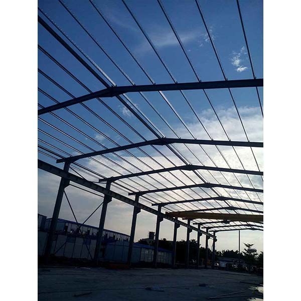 Fabricação de estruturas de aço pré-fabricadas e de estruturas de aço em forma de H